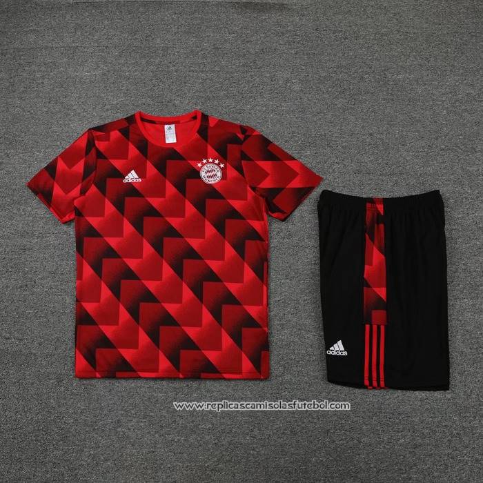 Fato de Treino
 Bayern de Munique
 2022-2023 Manga Curta
 Vermelho
 - Calcas Curta
